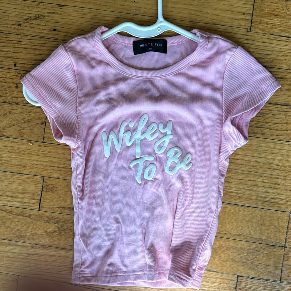White fox Wifey to Be Crop Top size extra small